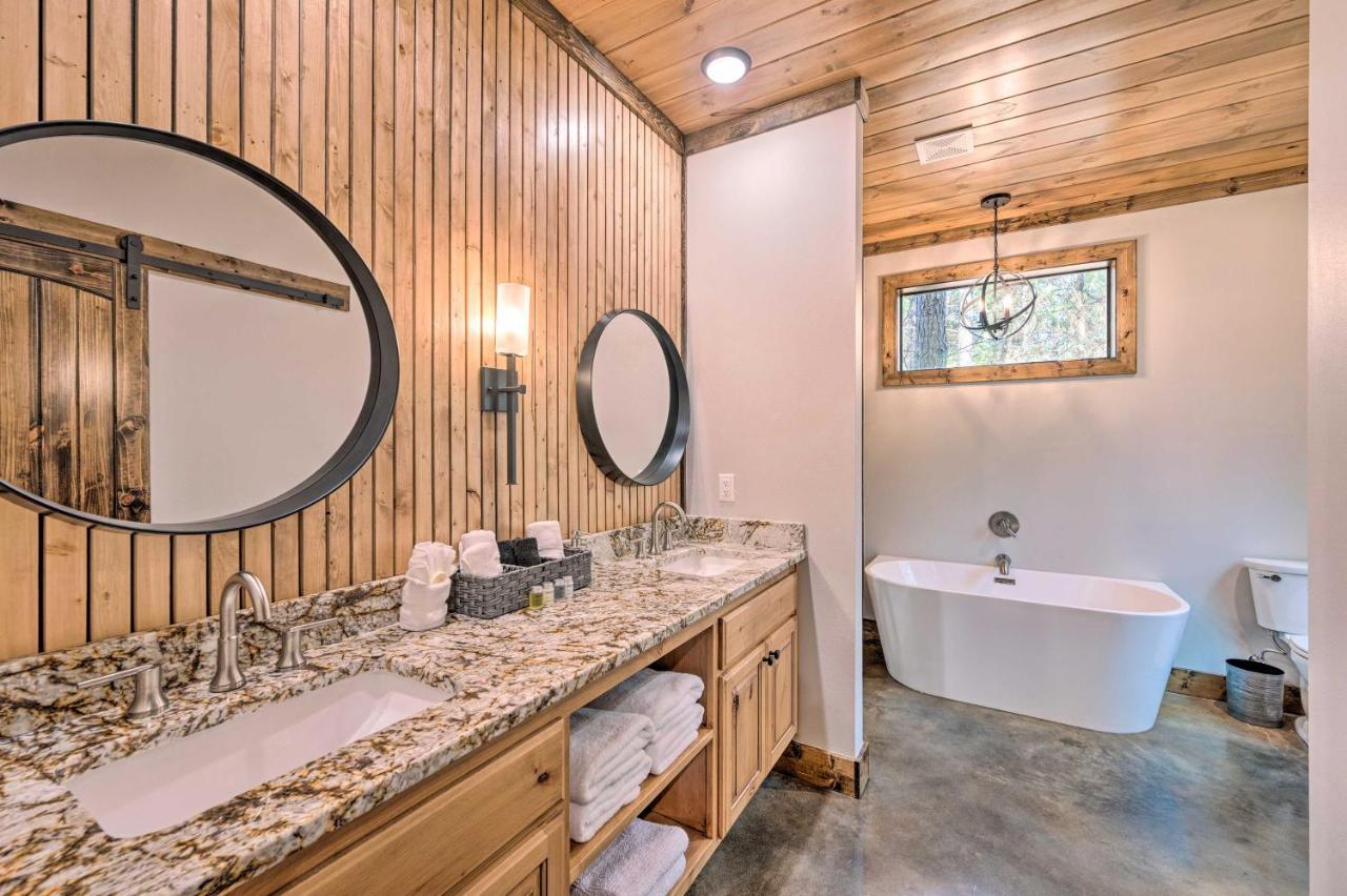 Broken Bow Lazy Dog Lodge With Hot Tub, Pool Table Exterior foto